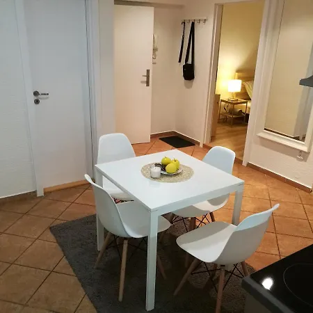 Haas Stojanova With Parking Apartment