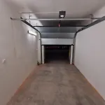 Haas Stojanova With Parking * 브르노