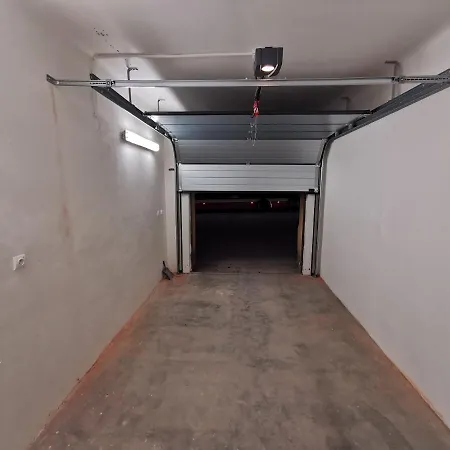 Haas Stojanova With Parking * Brünn (Brno)