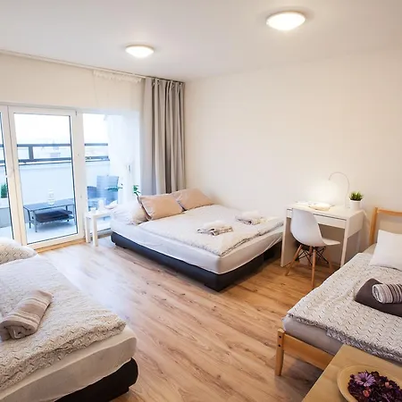 アパート Haas Stojanova With Parking